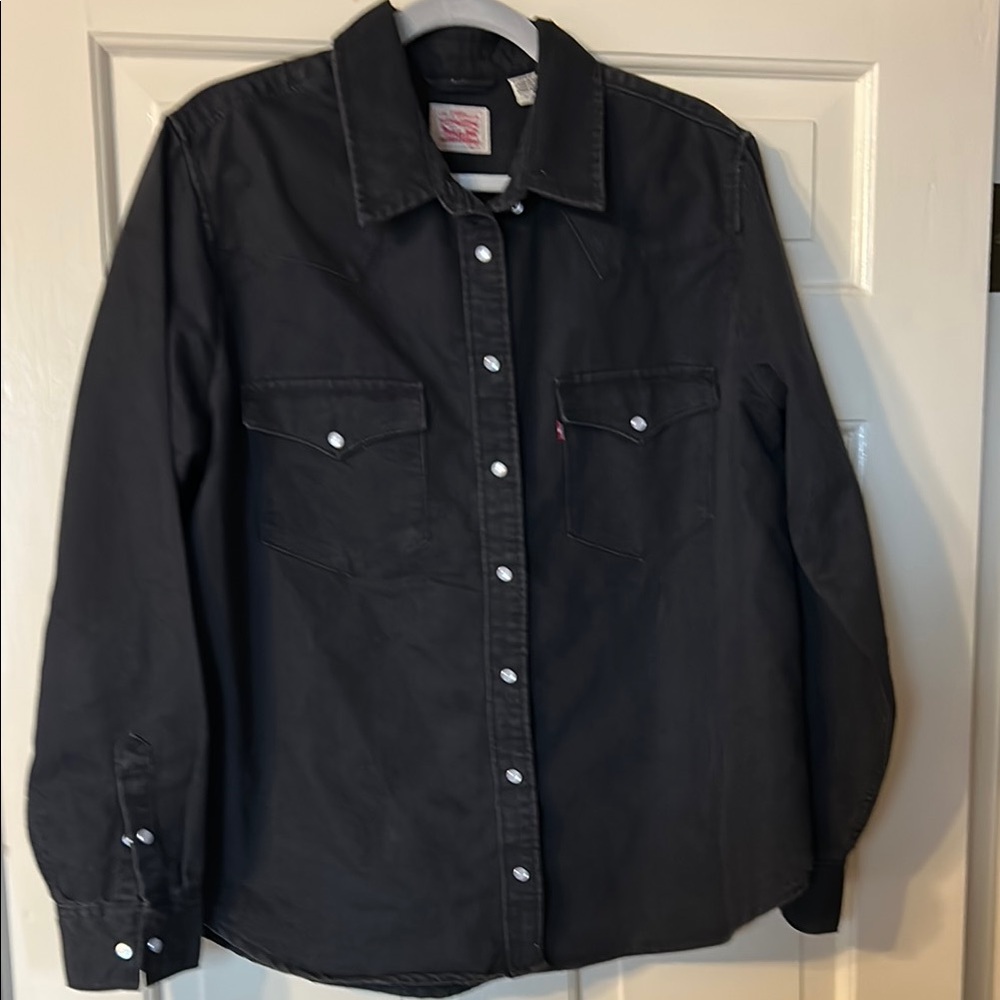 Levi’s Black Button-Up Shirt